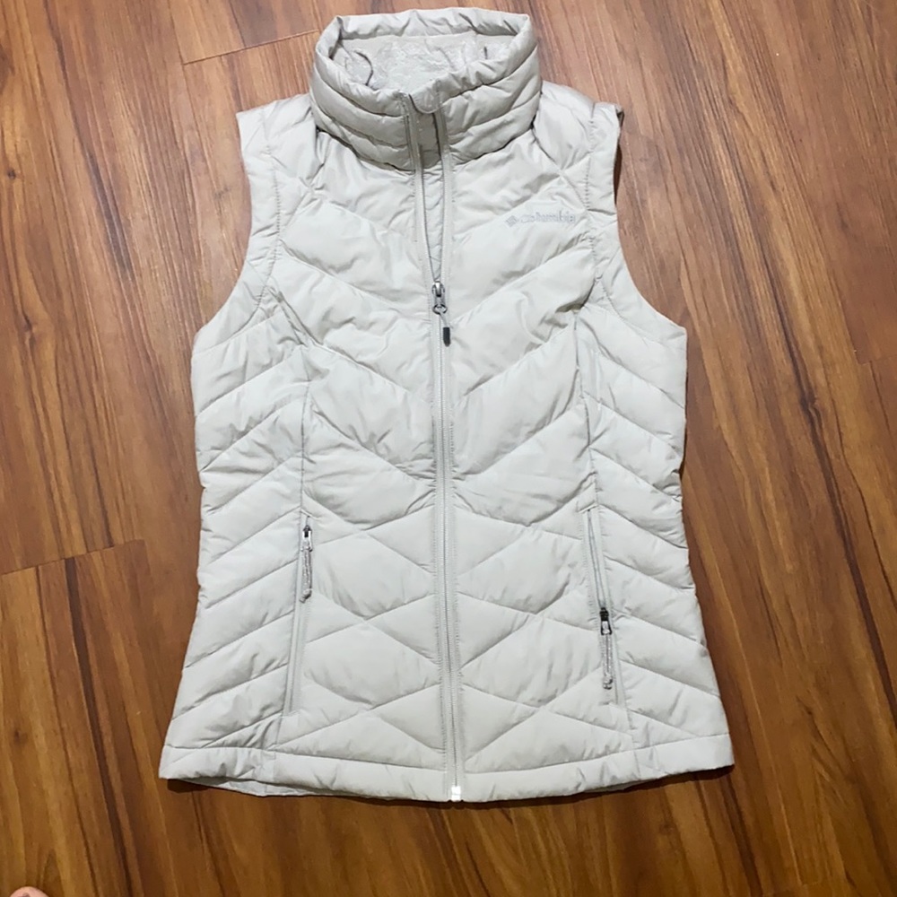 NWOT Women’s Columbia Vest